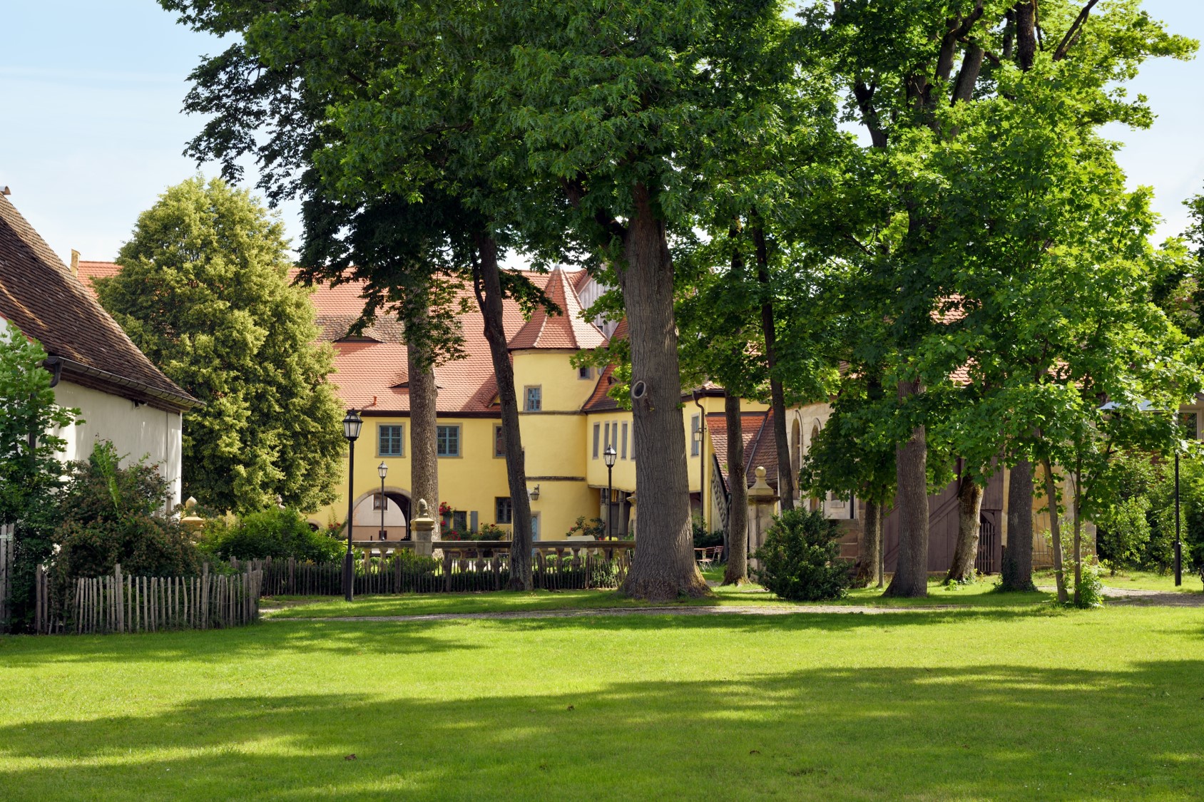 Schloss Adelsdorf Impressionen